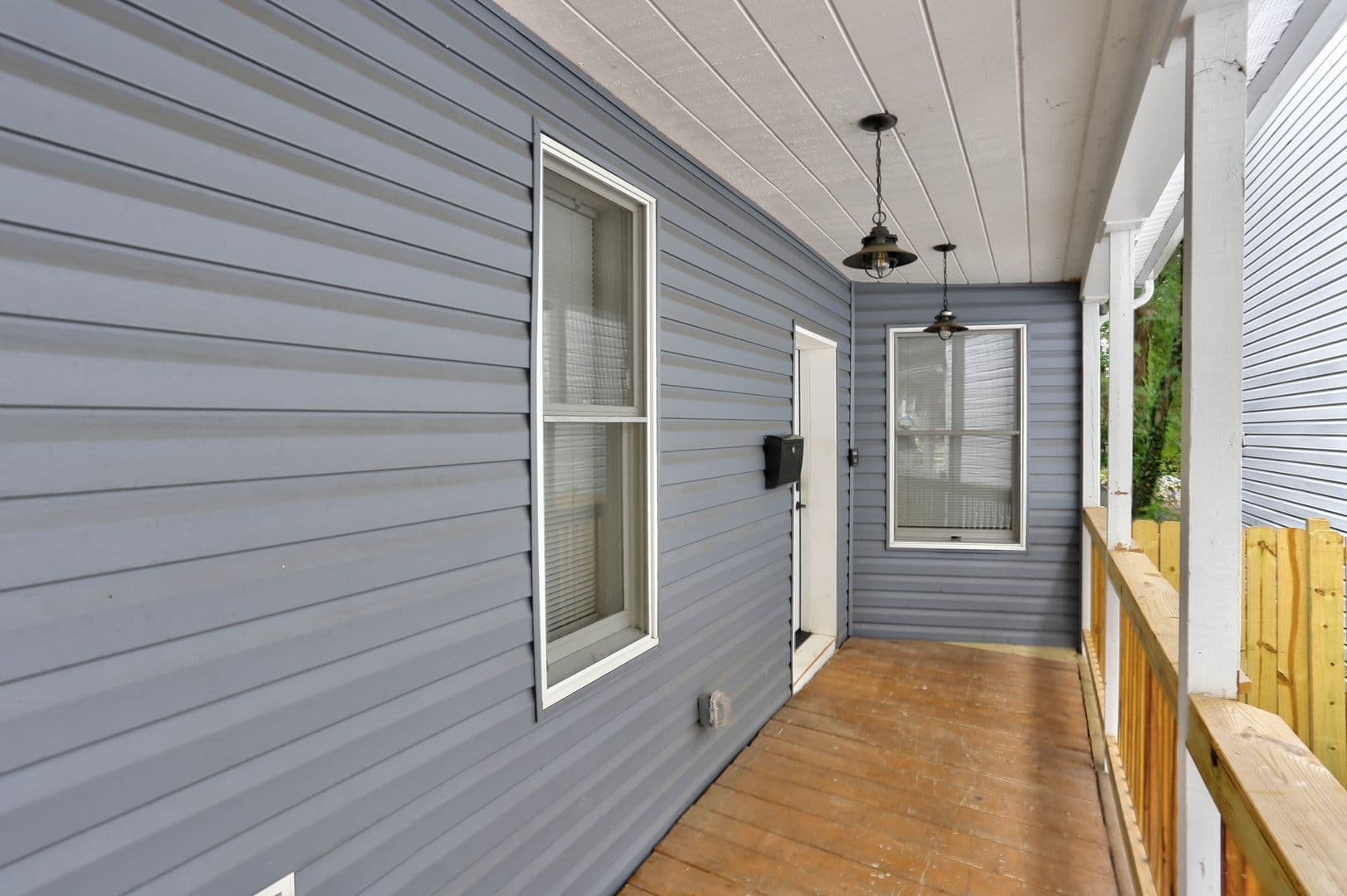 Baltimore House: 619 E 35th Street
