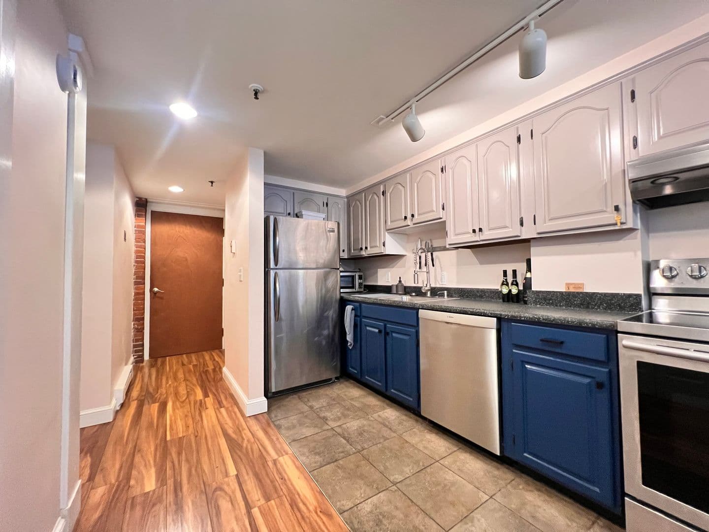 South Portland Condo: 245 Broadway