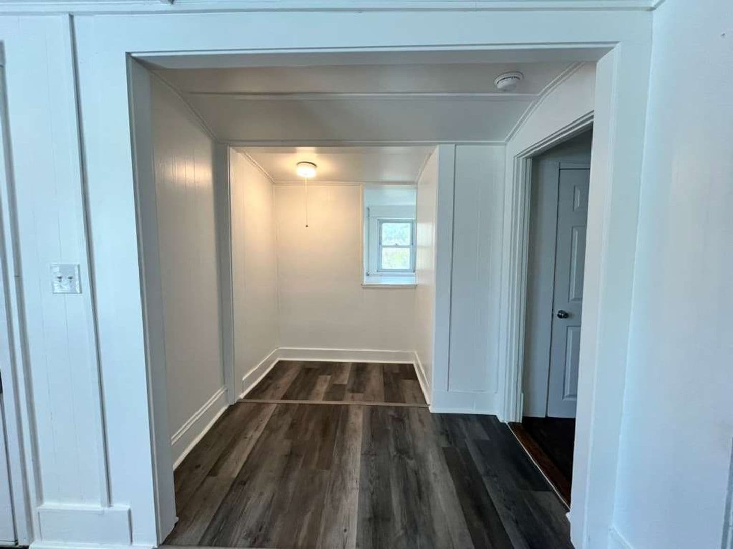 Winthrop Apartment: 56 Route 133
