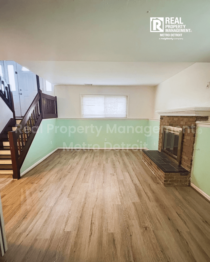 Troy House: 2781 Majestic Court