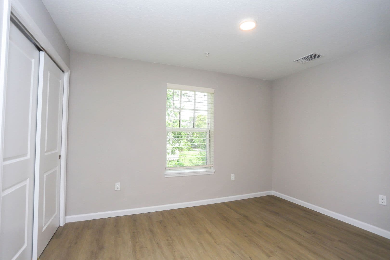 Lakeland Apartment: 923 E Lemon St.