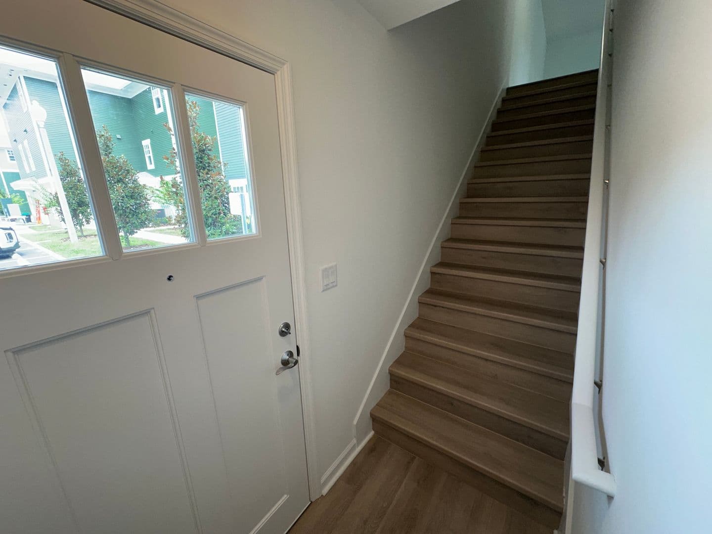 Lakeland Apartment: 301 S Lake Ave