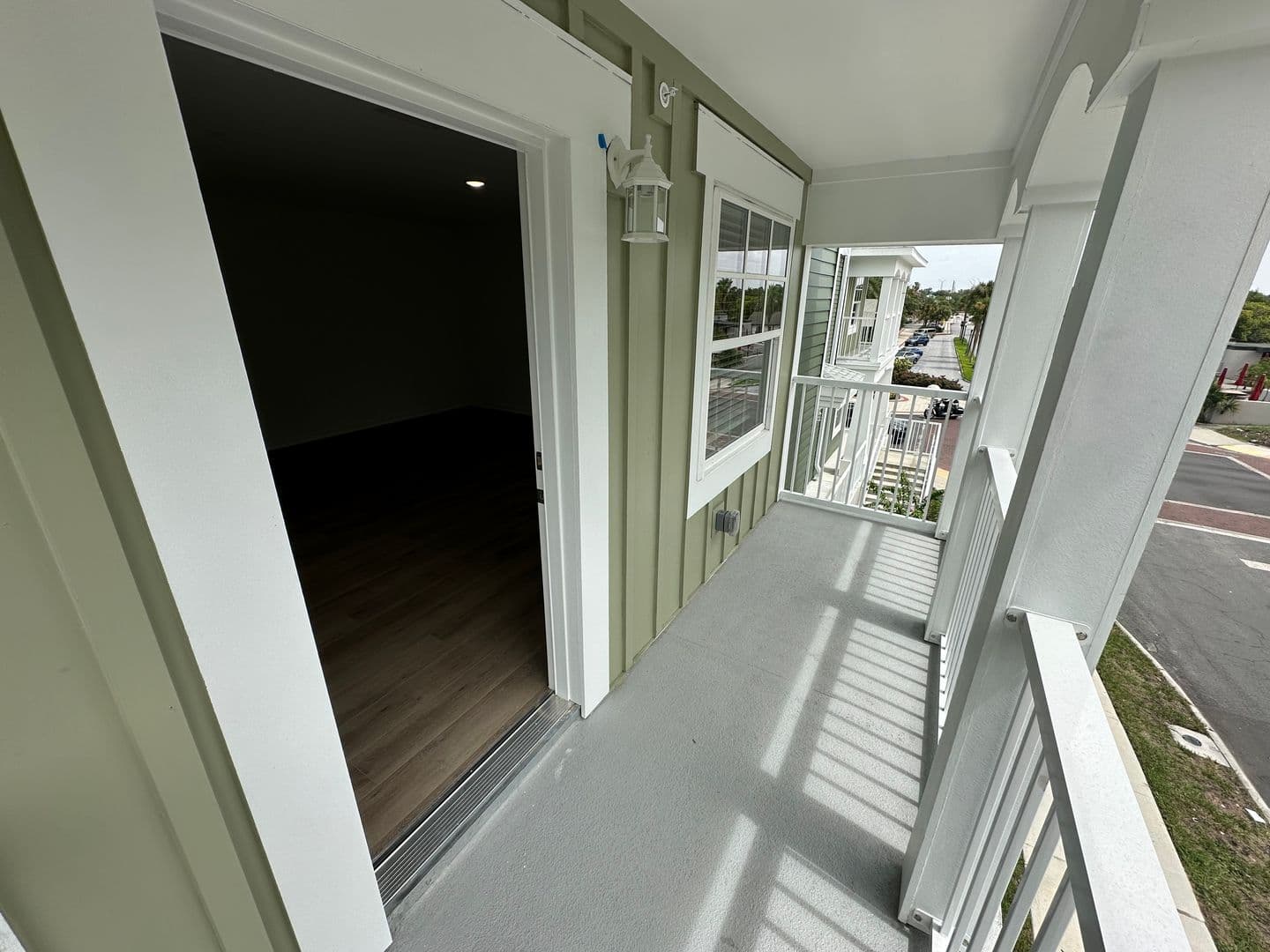 Lakeland Apartment: 301 S Lake Ave