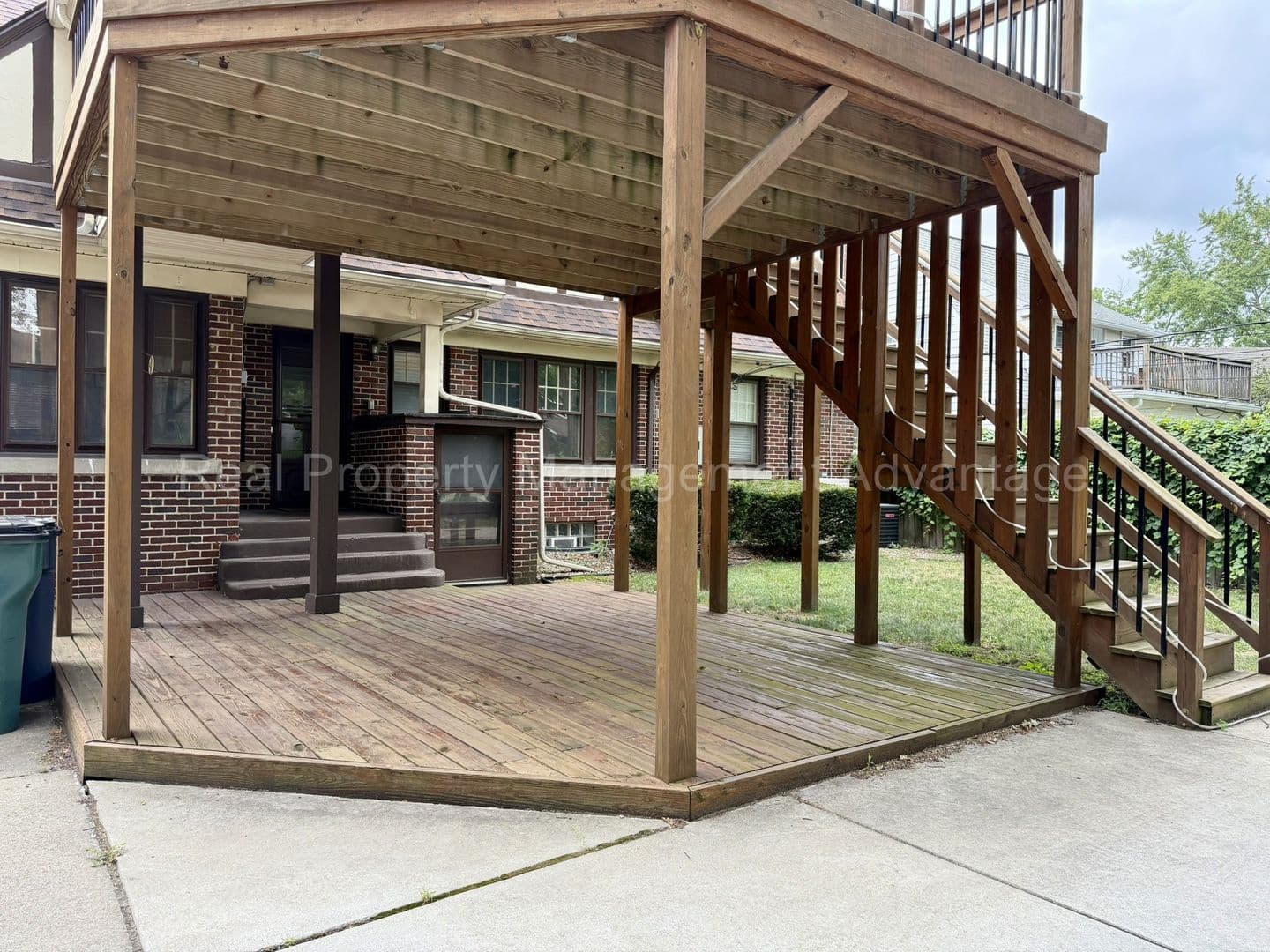 Royal Oak Apartment: 1622 Crooks Rd.