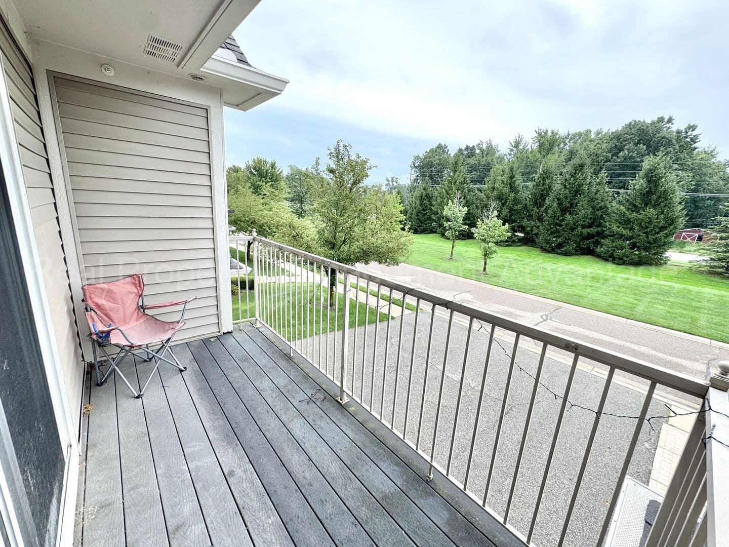 Shelby Twp. Condo: 11337 N. Woods Dr.