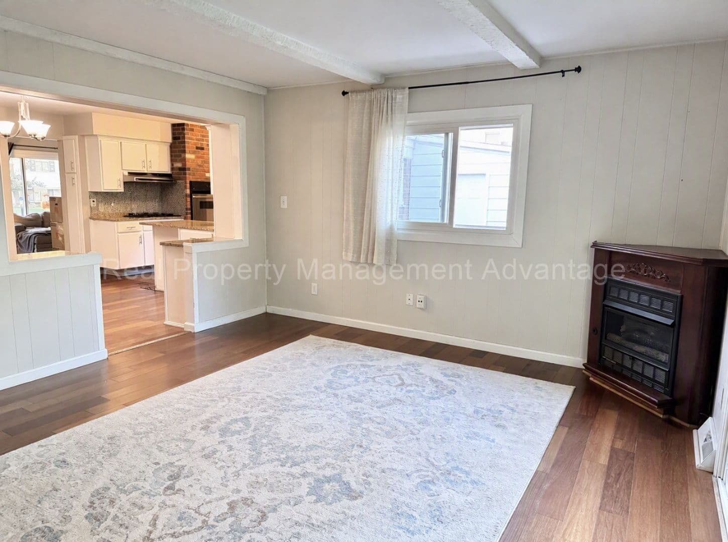 Farmington House: 21020 Robinwood St.