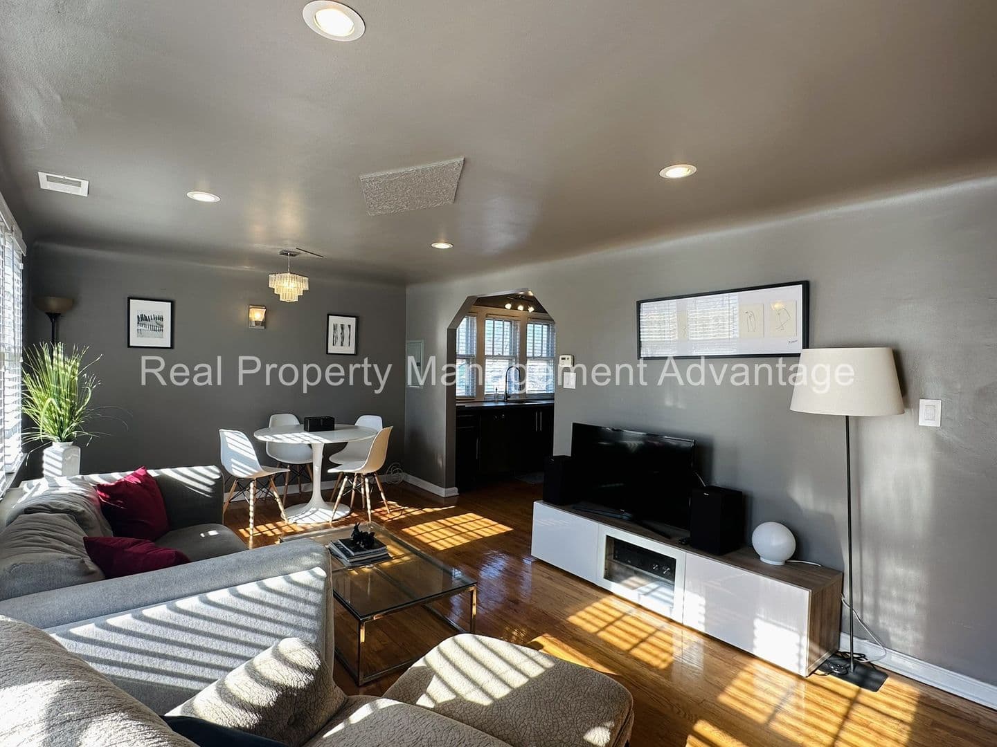 Ferndale Apartment: 781 Camden St