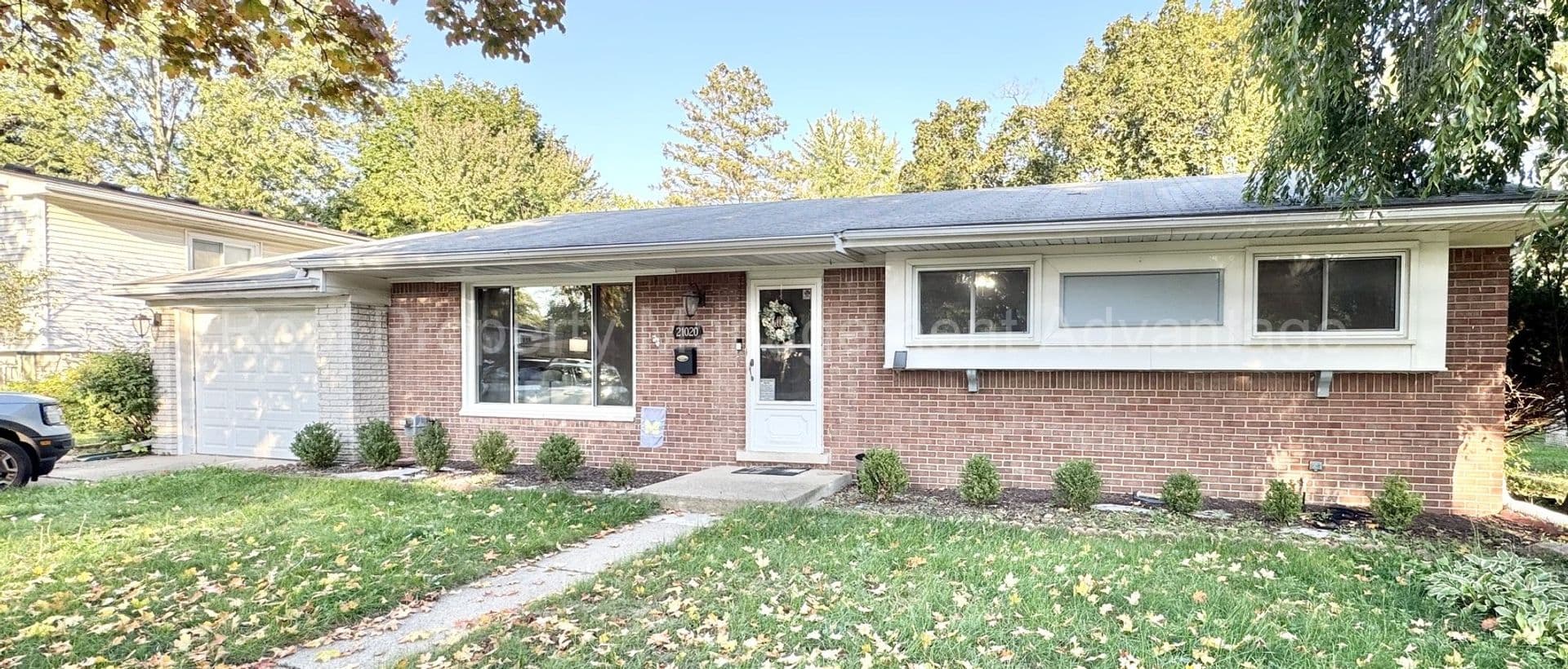 Farmington House: 21020 Robinwood St.