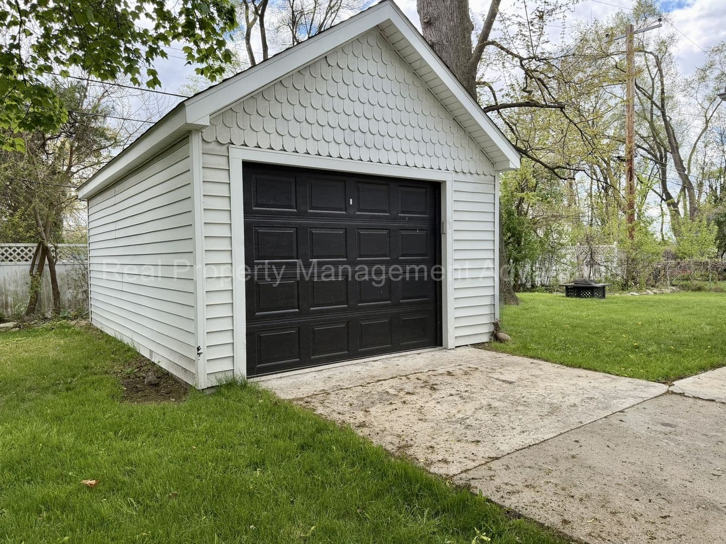 Ferndale House: 1330 E. Chesterfield St.