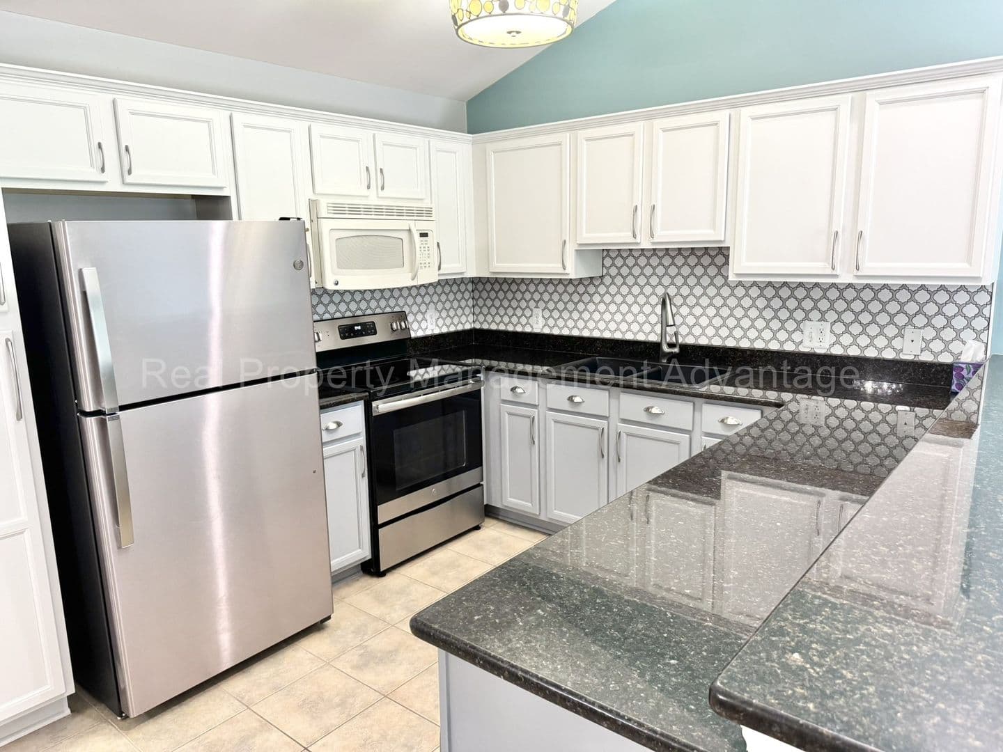 Shelby Twp. Condo: 11337 N. Woods Dr.
