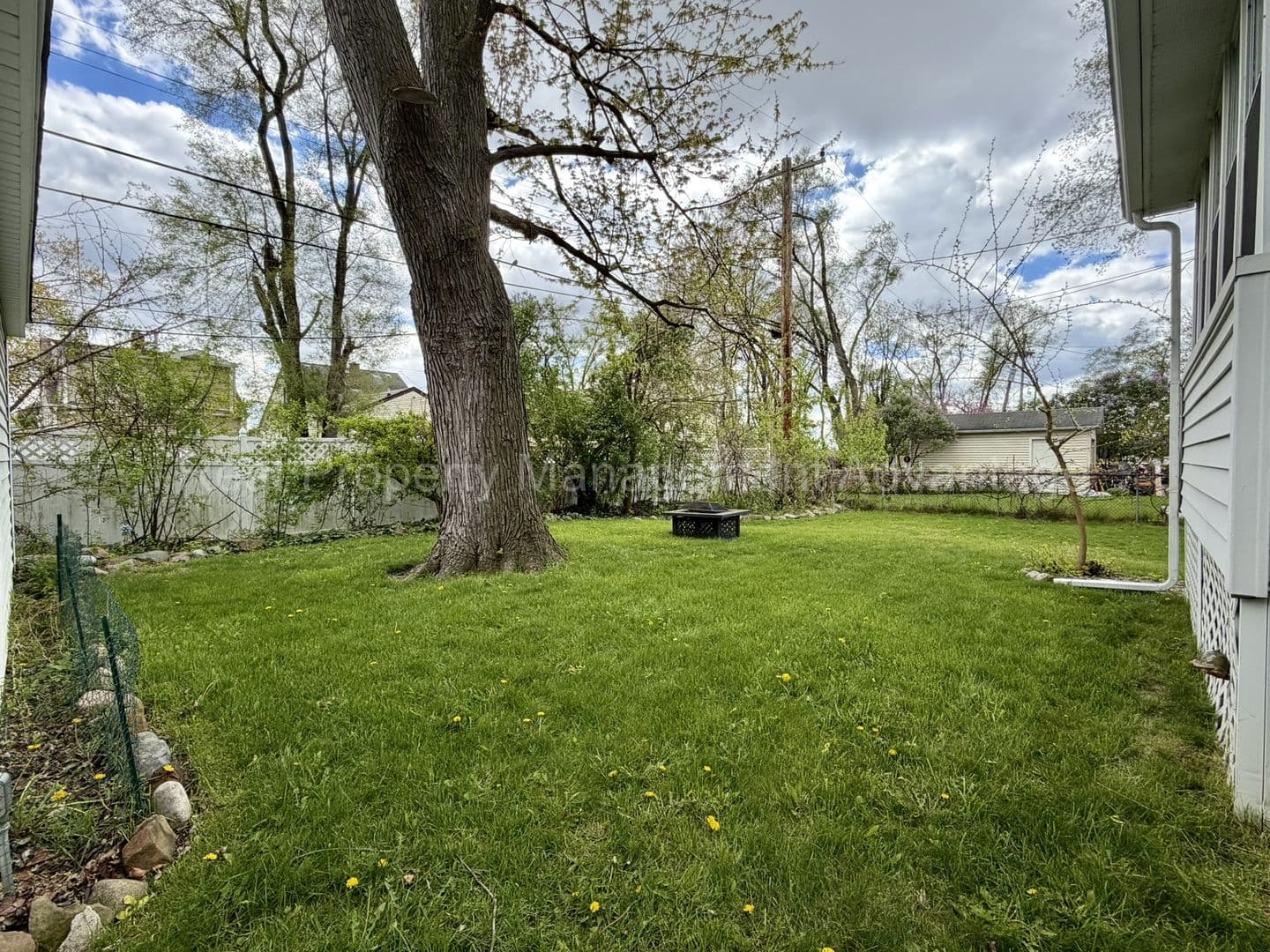 Ferndale House: 1330 E. Chesterfield St.
