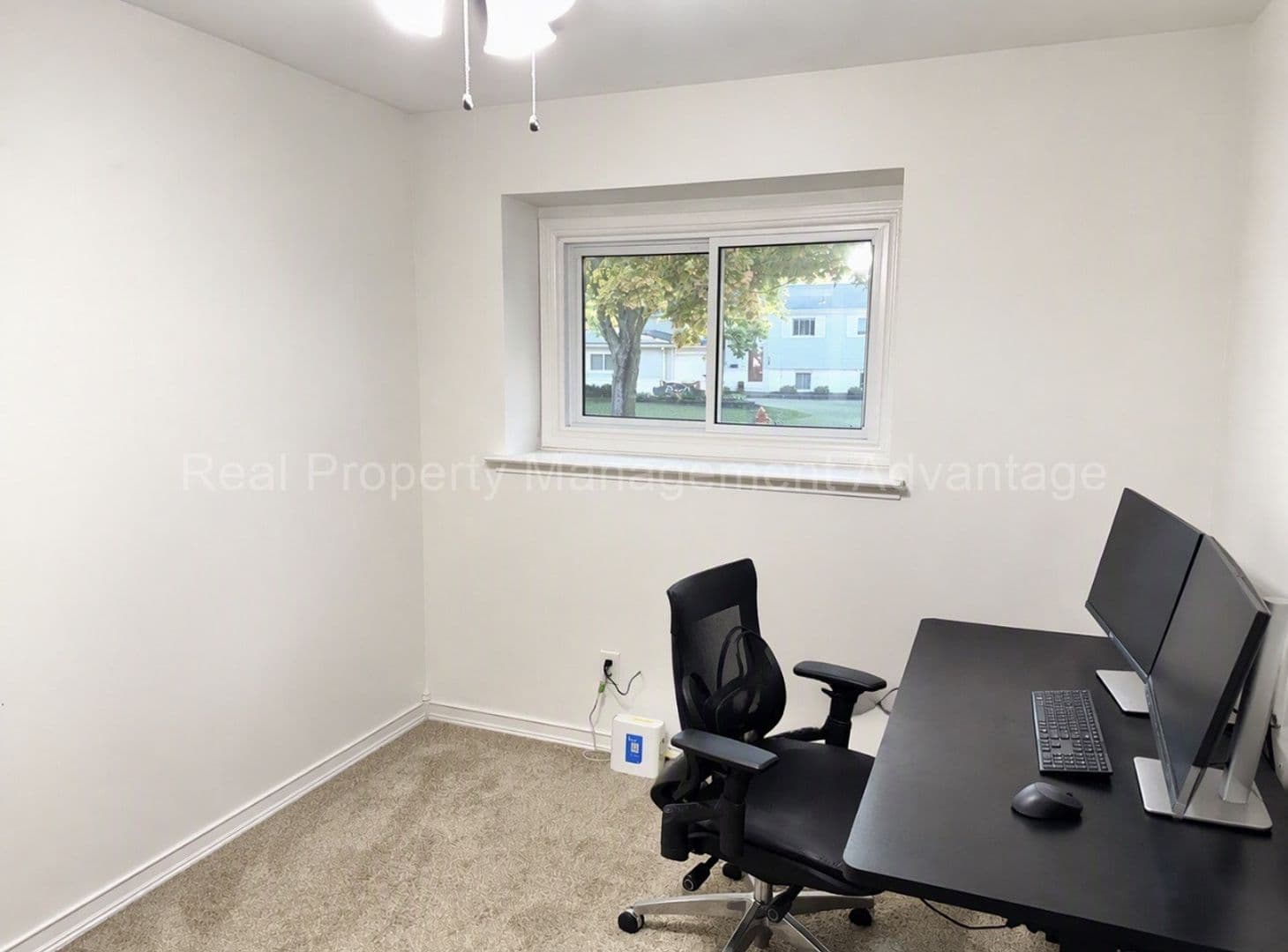 Farmington House: 21020 Robinwood St.