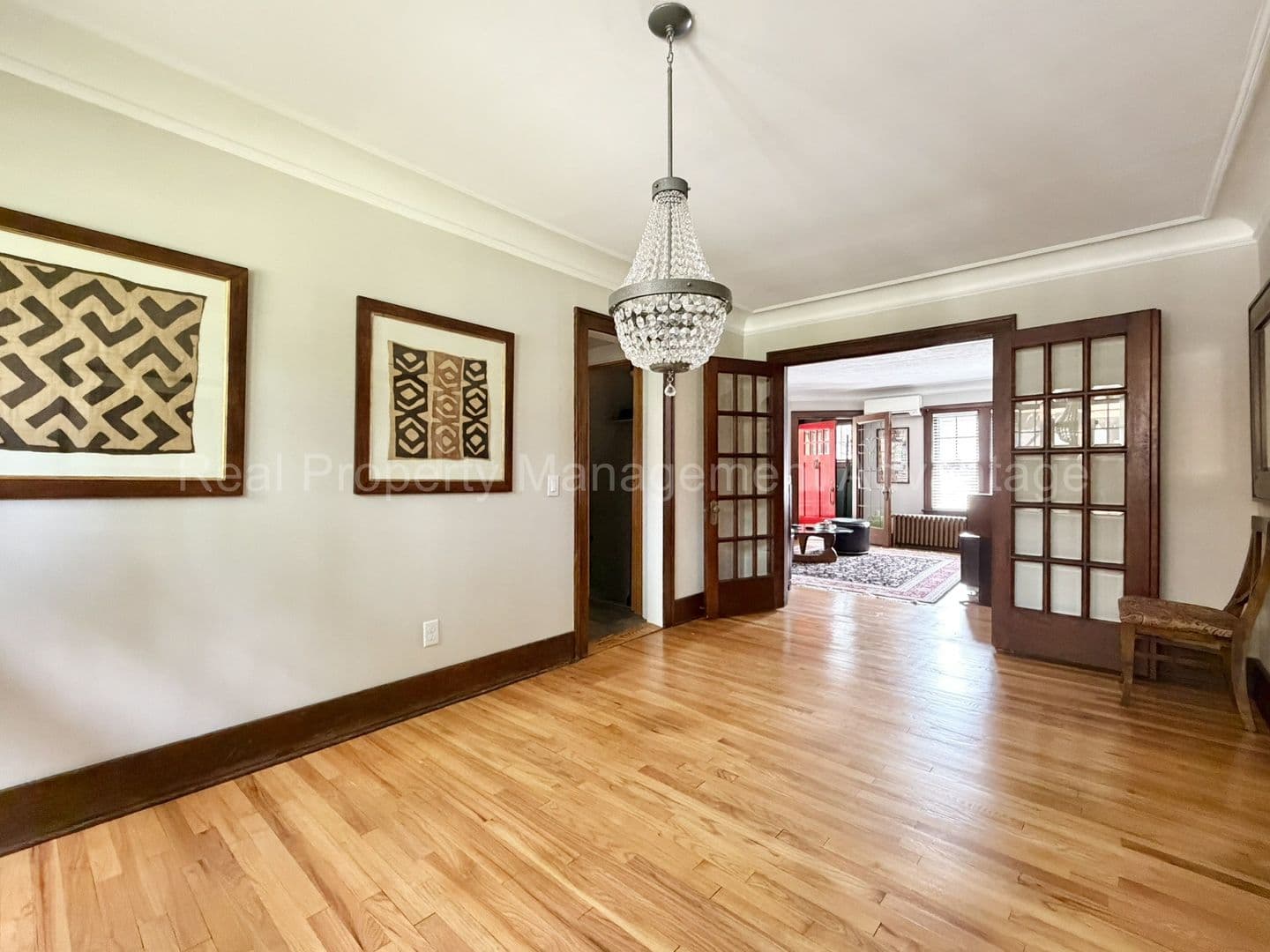 Royal Oak Apartment: 1622 Crooks Rd.