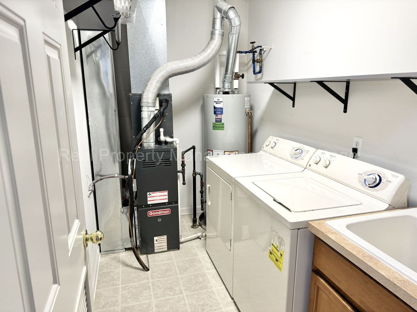 Shelby Twp. Condo: 11337 N. Woods Dr.