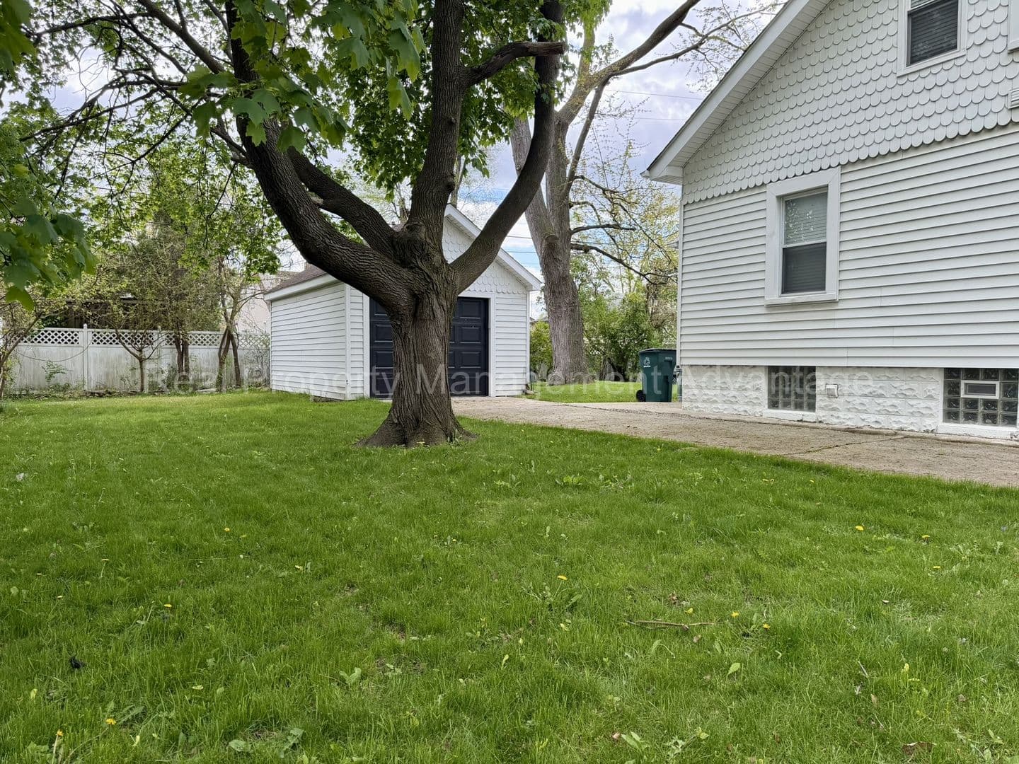 Ferndale House: 1330 E. Chesterfield St.