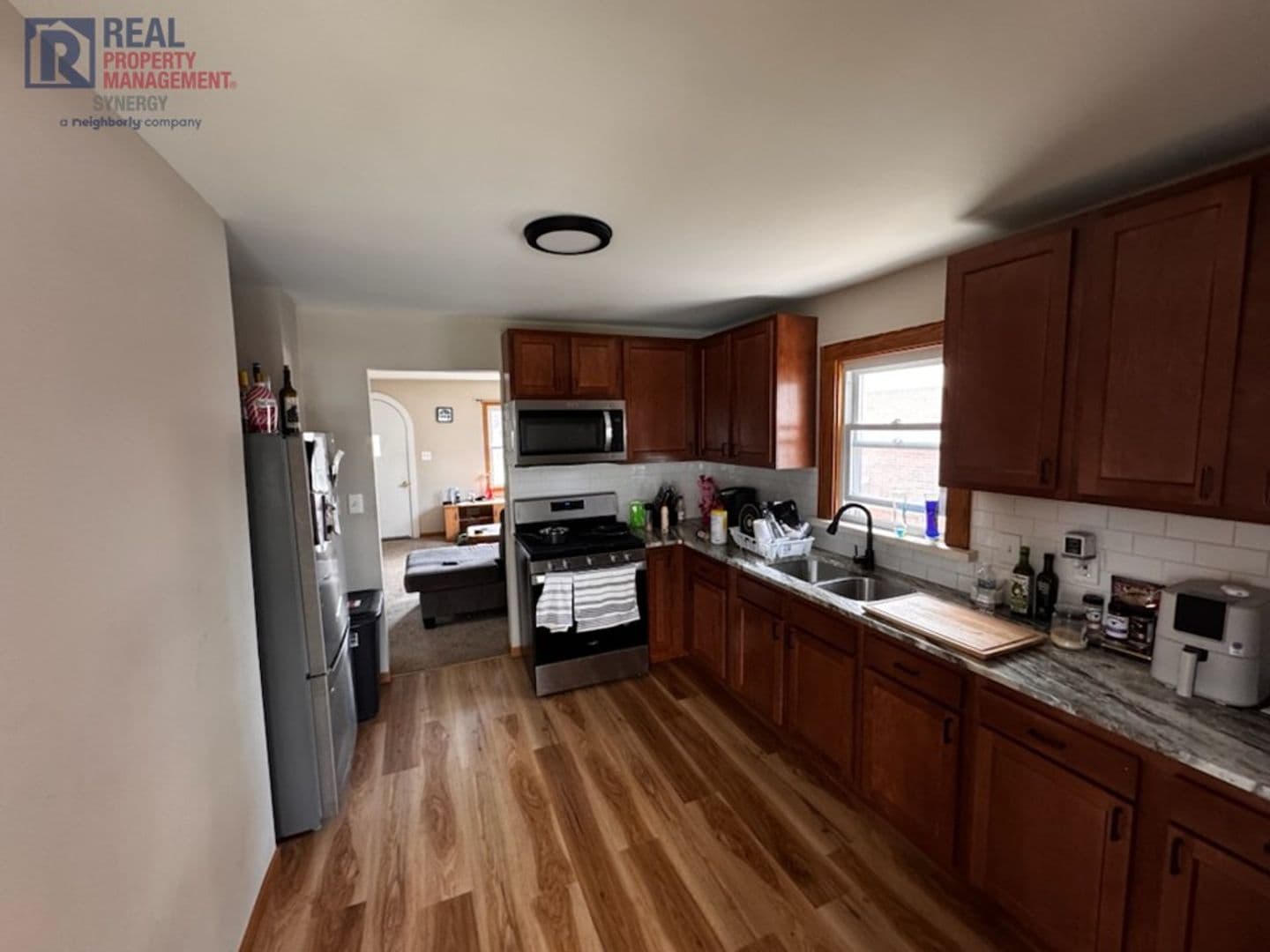 Wayne House: 35442 Stellwagen St
