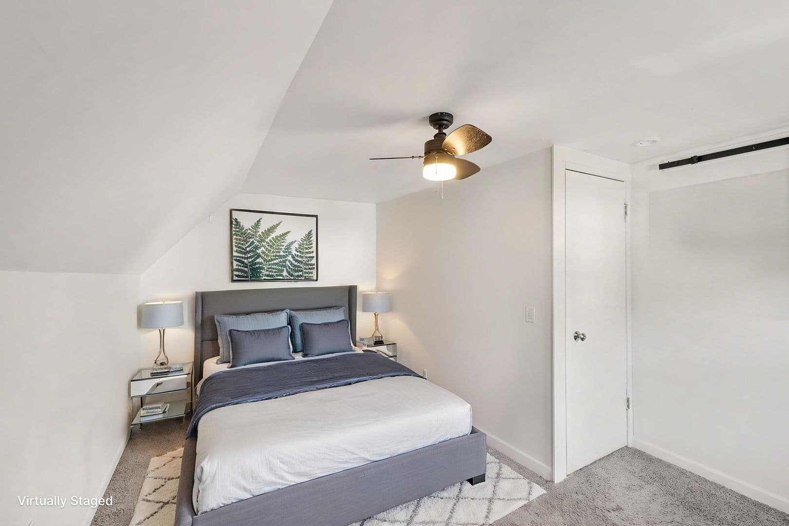 Grand Rapids House: 570 Valley Ave NW