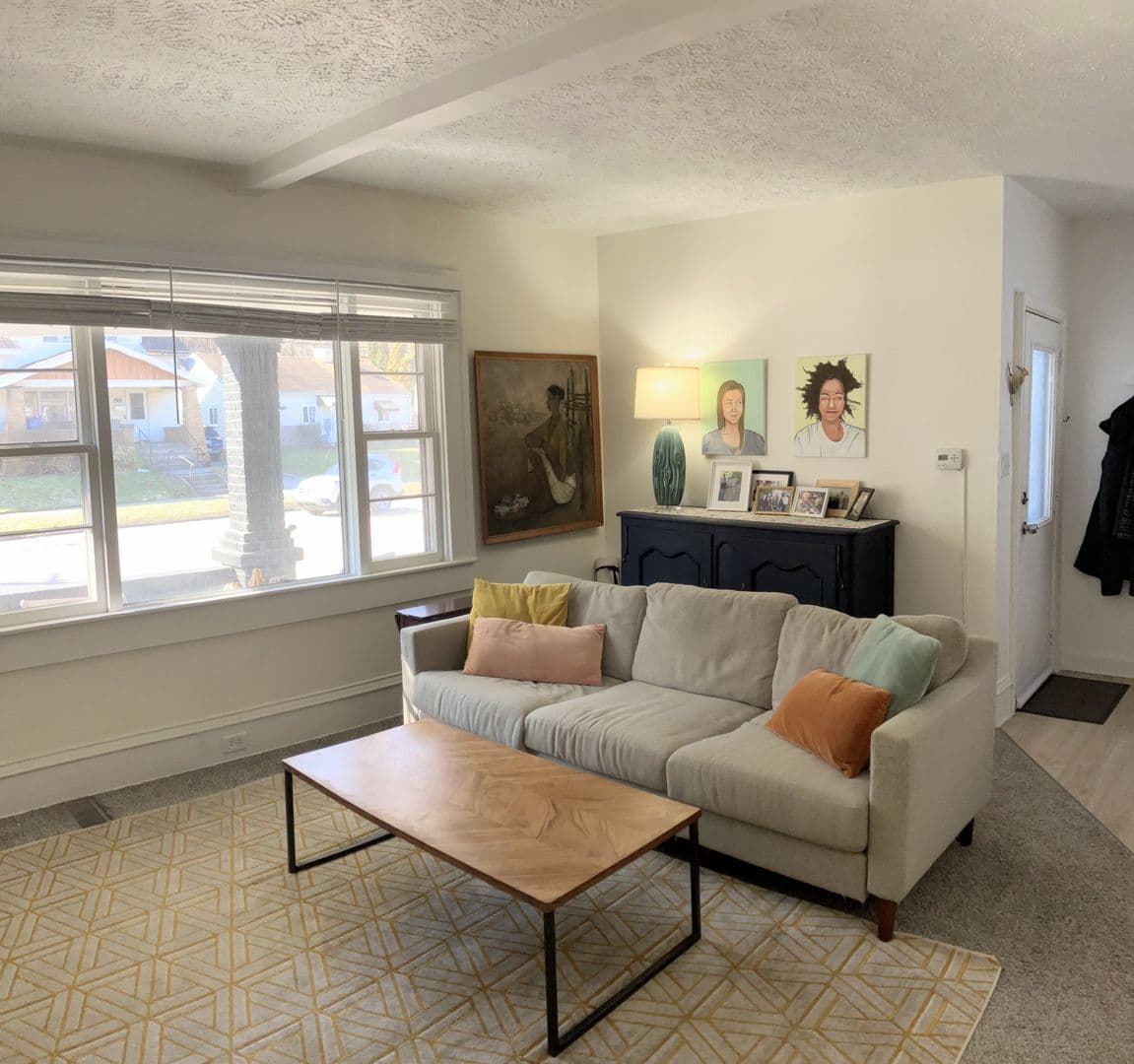 Grand Rapids House: 570 Valley Ave NW