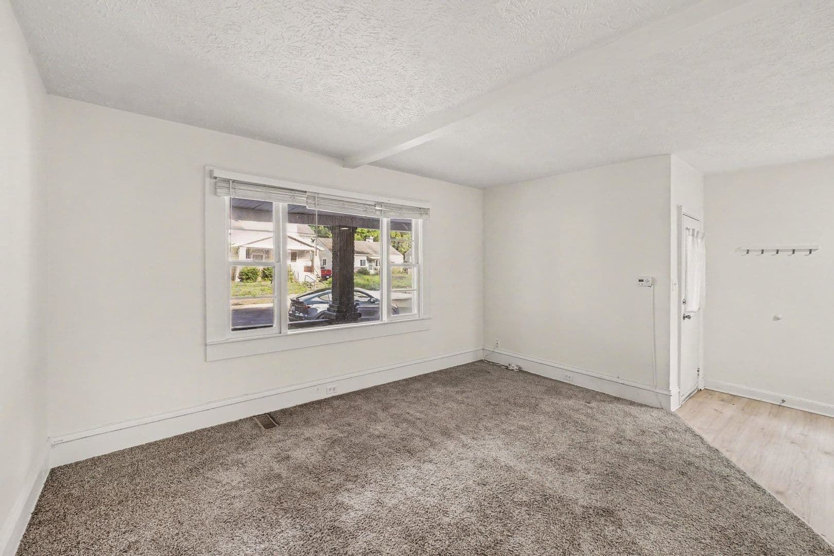 Grand Rapids House: 570 Valley Ave NW