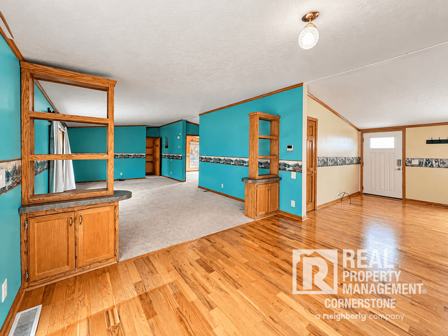 Plainwell House: 579 110th Ave
