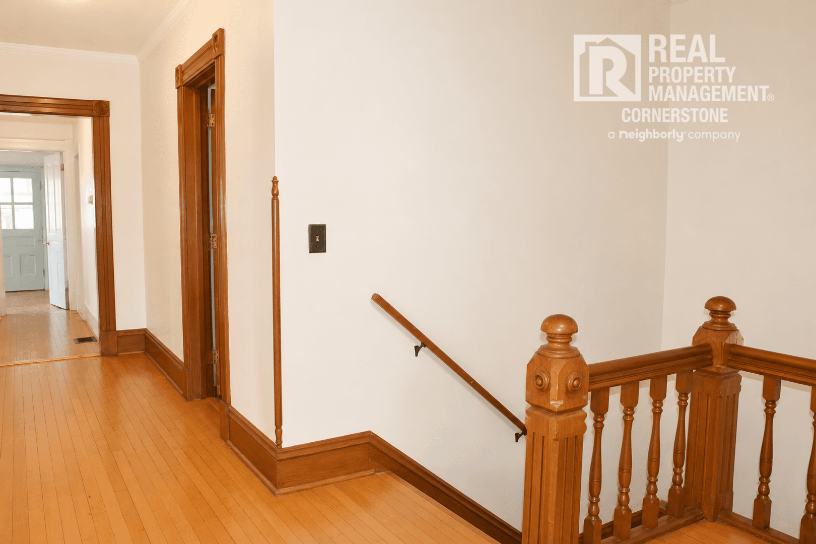 Kalamazoo Apartment: 808 W Kalamazoo Ave