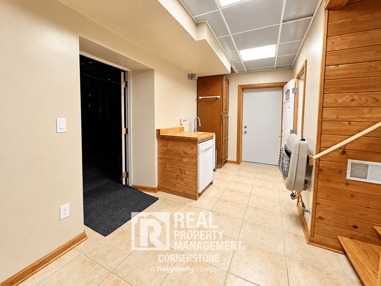 Plainwell House: 579 110th Ave