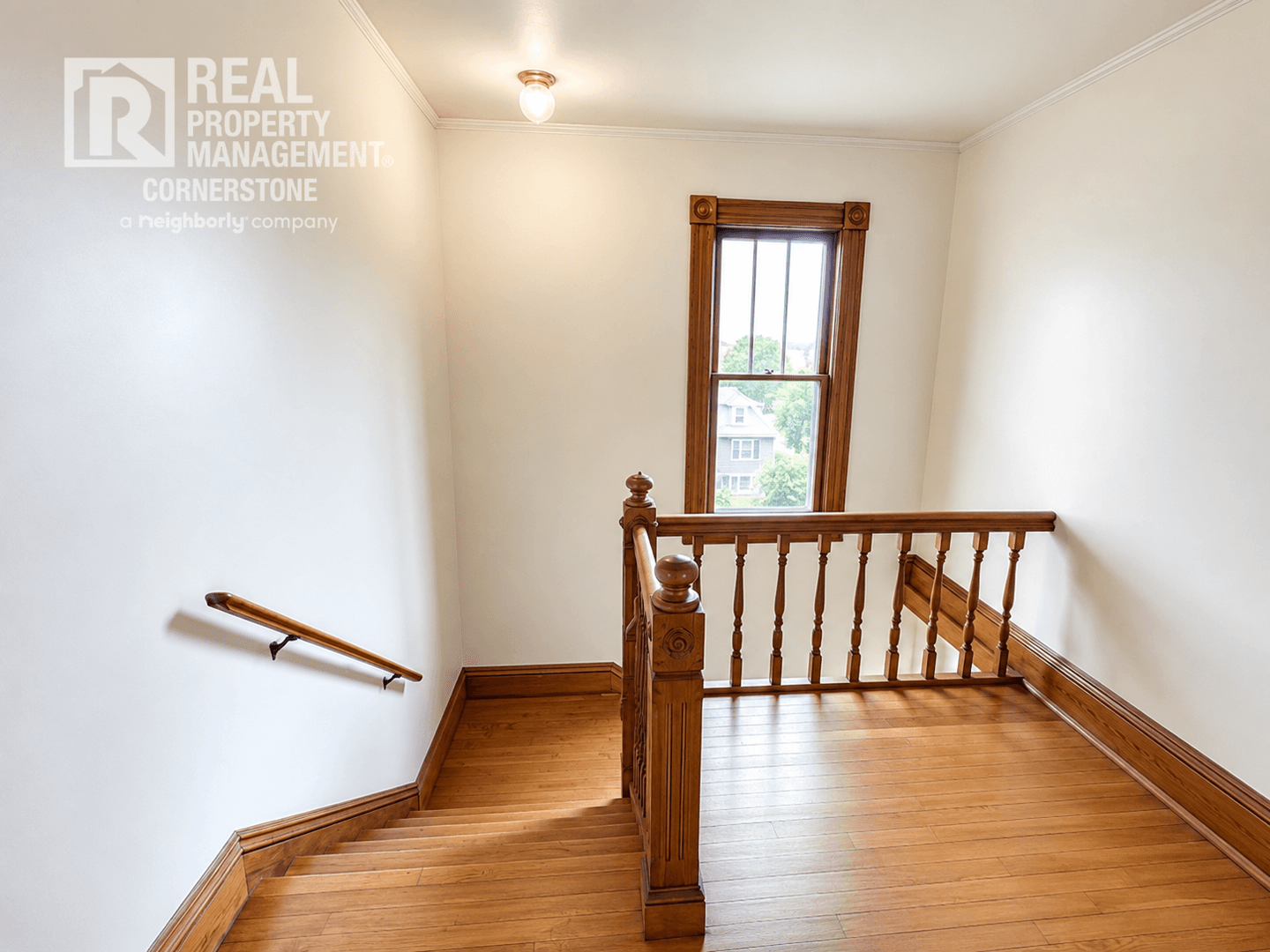 Kalamazoo Apartment: 808 W Kalamazoo Ave