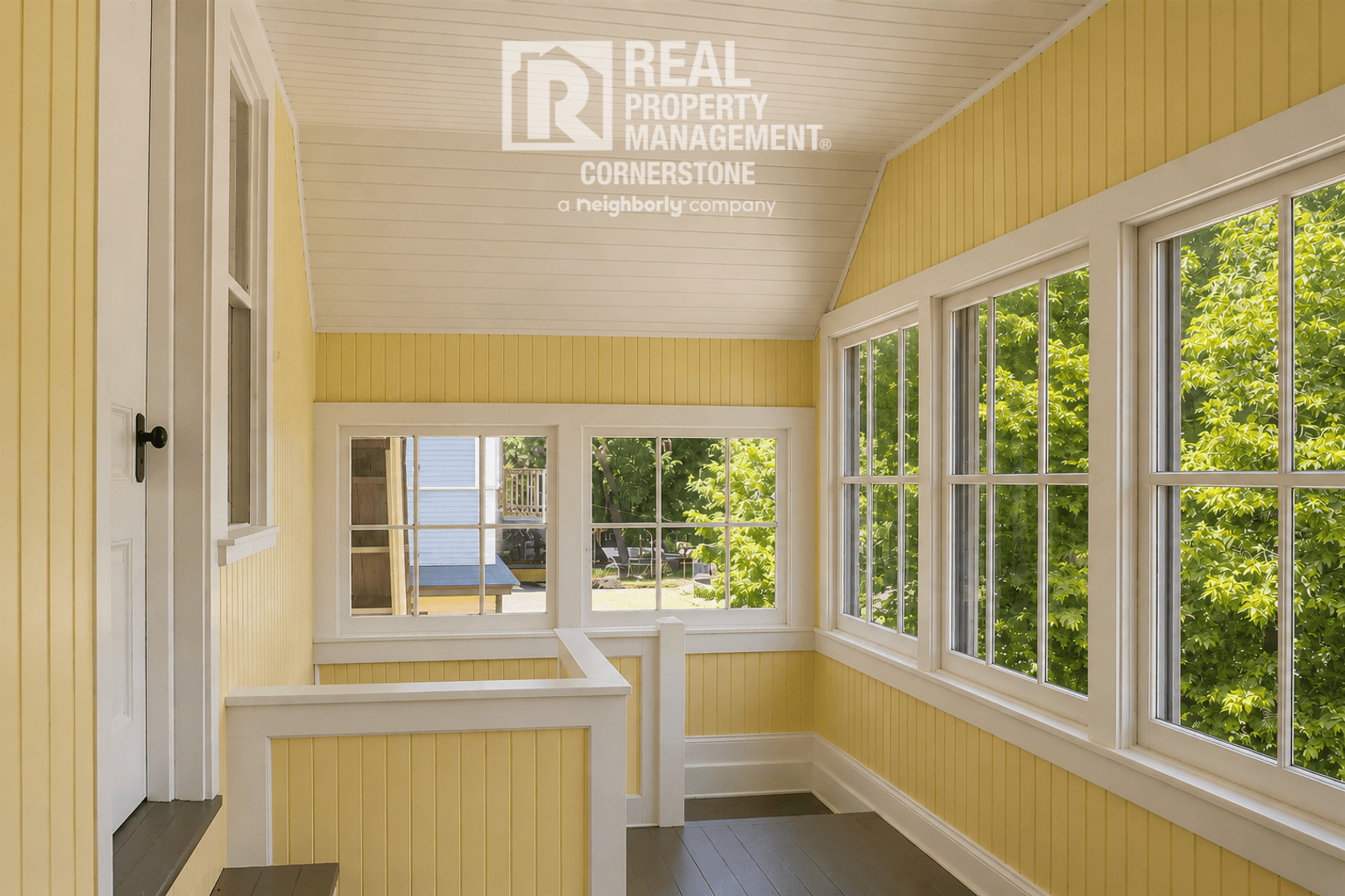 Kalamazoo Apartment: 808 W Kalamazoo Ave