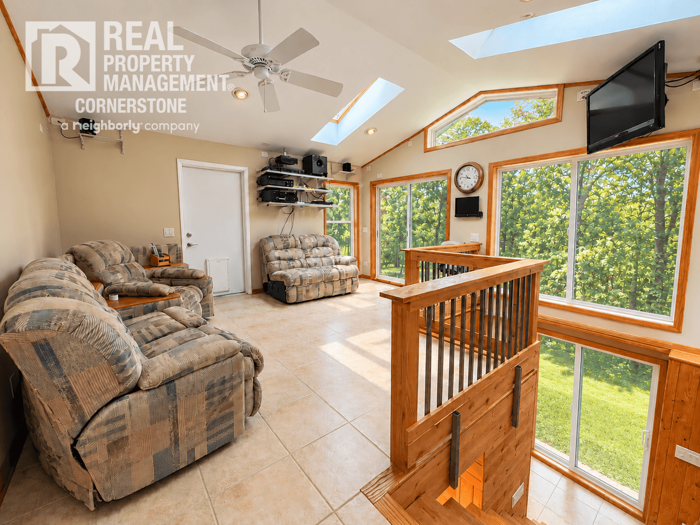 Plainwell House: 579 110th Ave