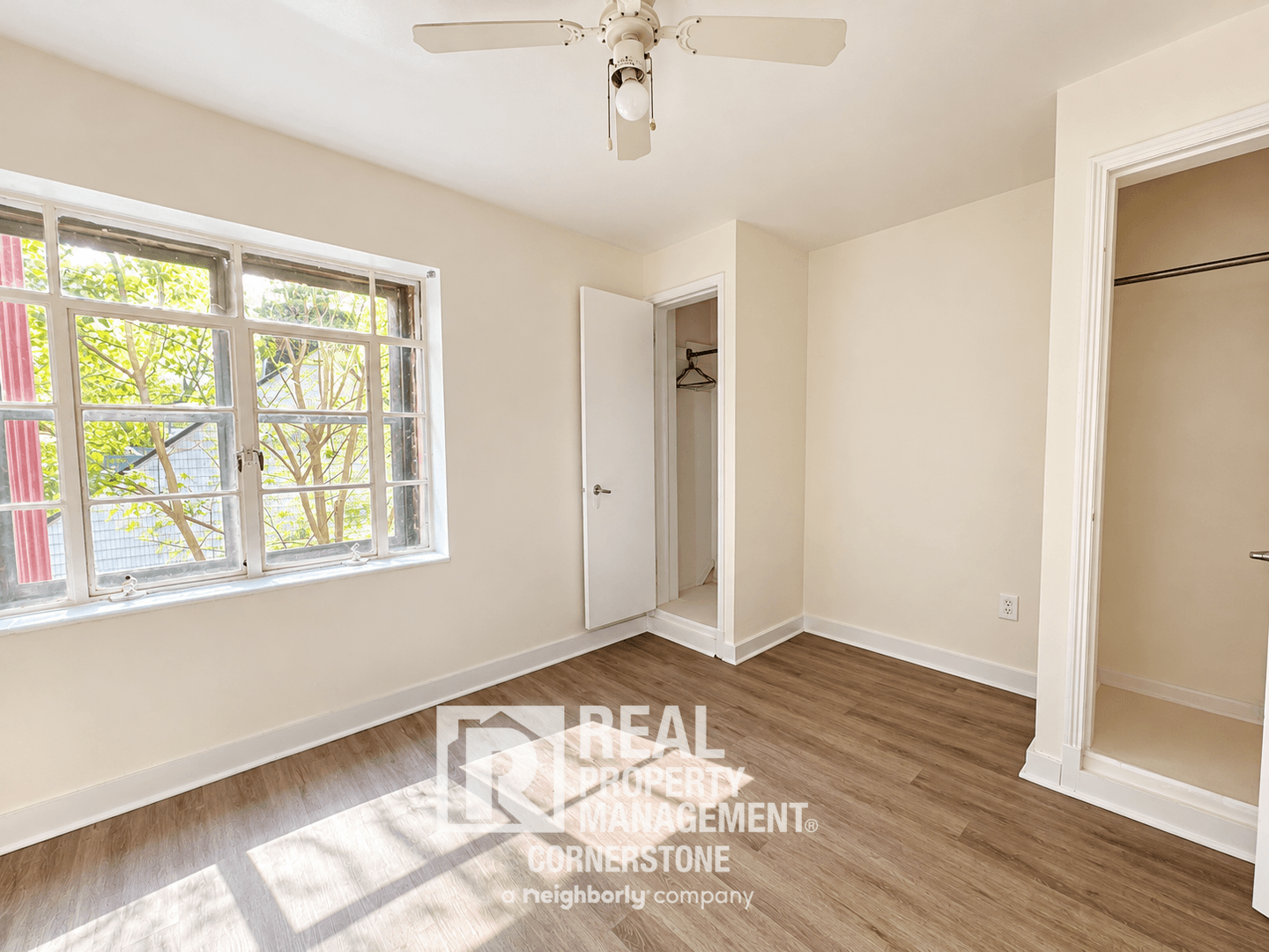 Kalamazoo Apartment: 720 Ashley Drive