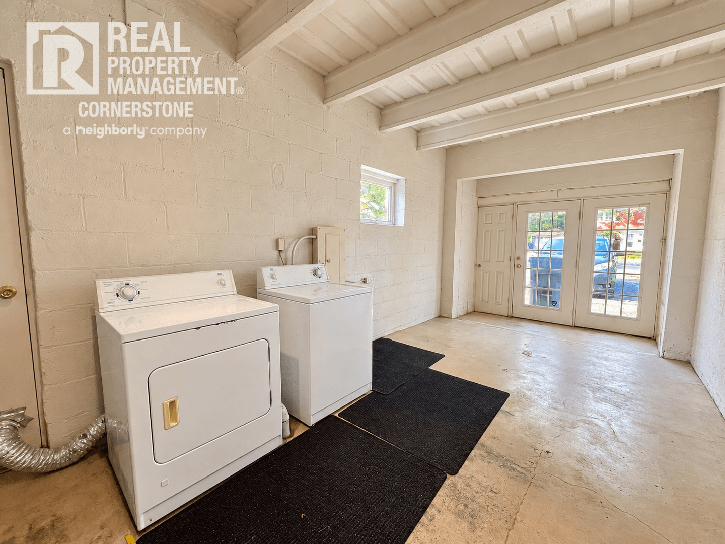 Kalamazoo Apartment: 720 Ashley Drive