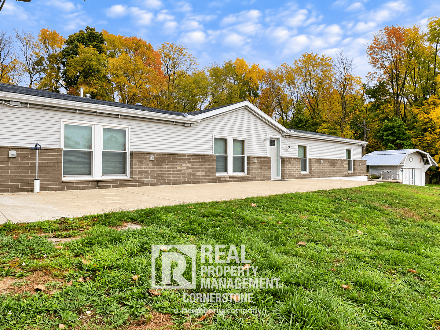 Plainwell House: 579 110th Ave