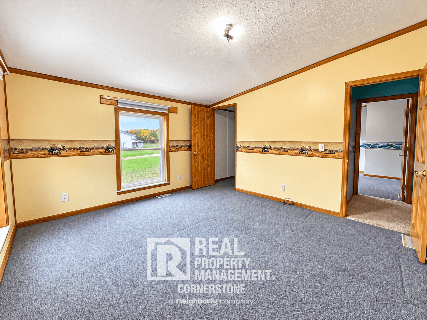Plainwell House: 579 110th Ave