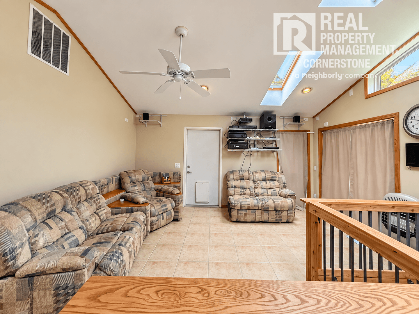Plainwell House: 579 110th Ave