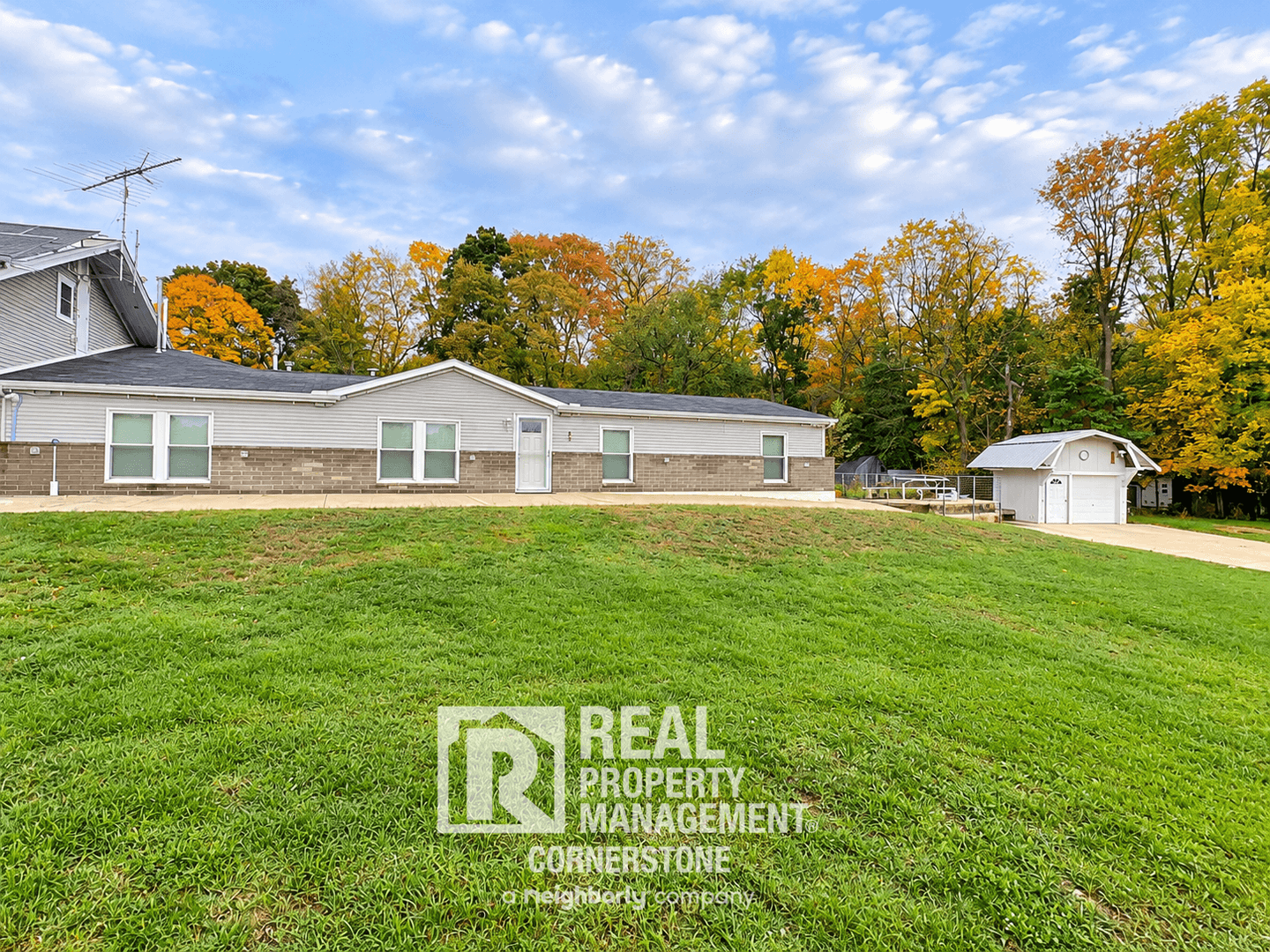 Plainwell House: 579 110th Ave