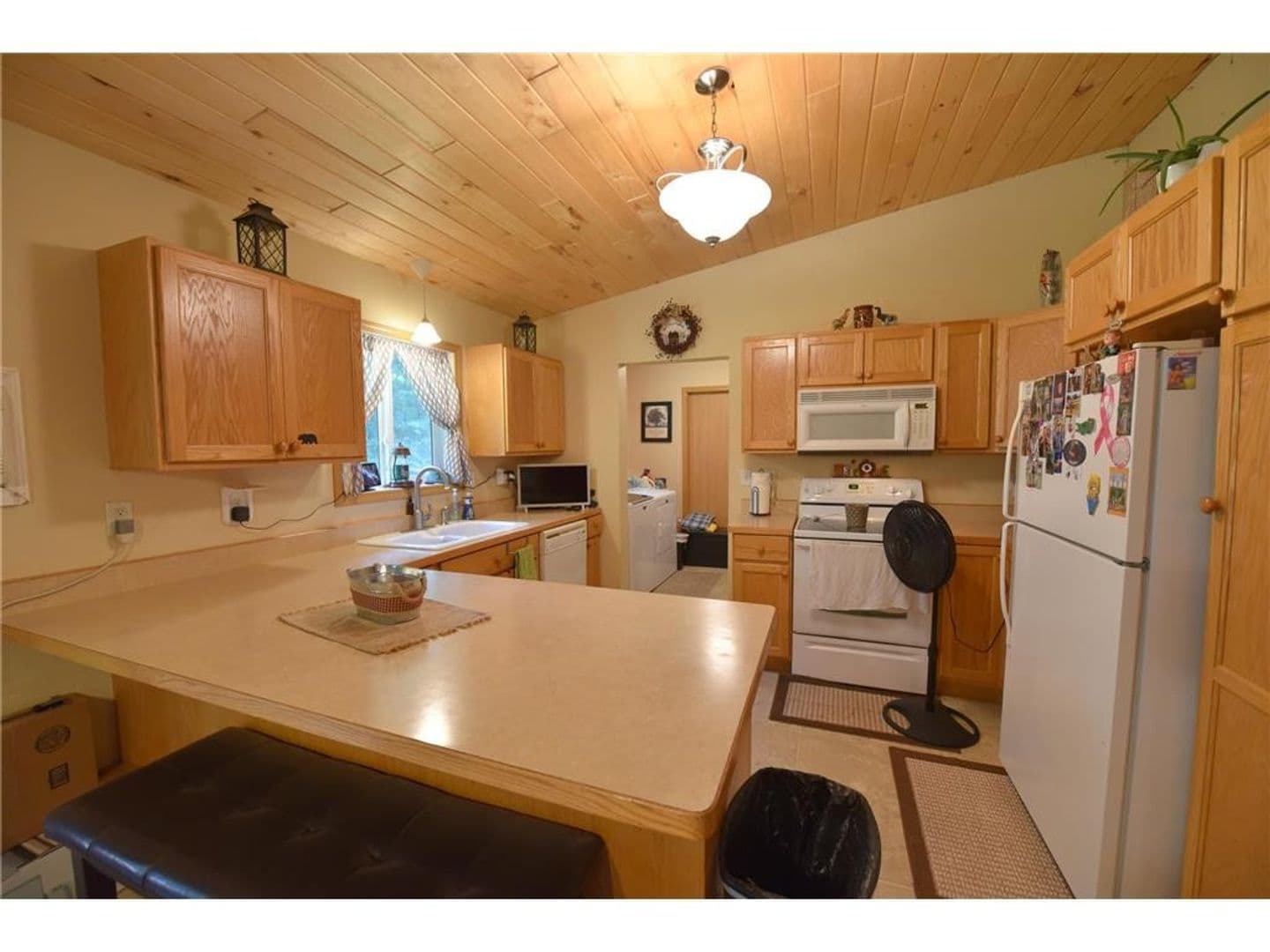 Pillager Apartment: 12858 Woodfern Lane