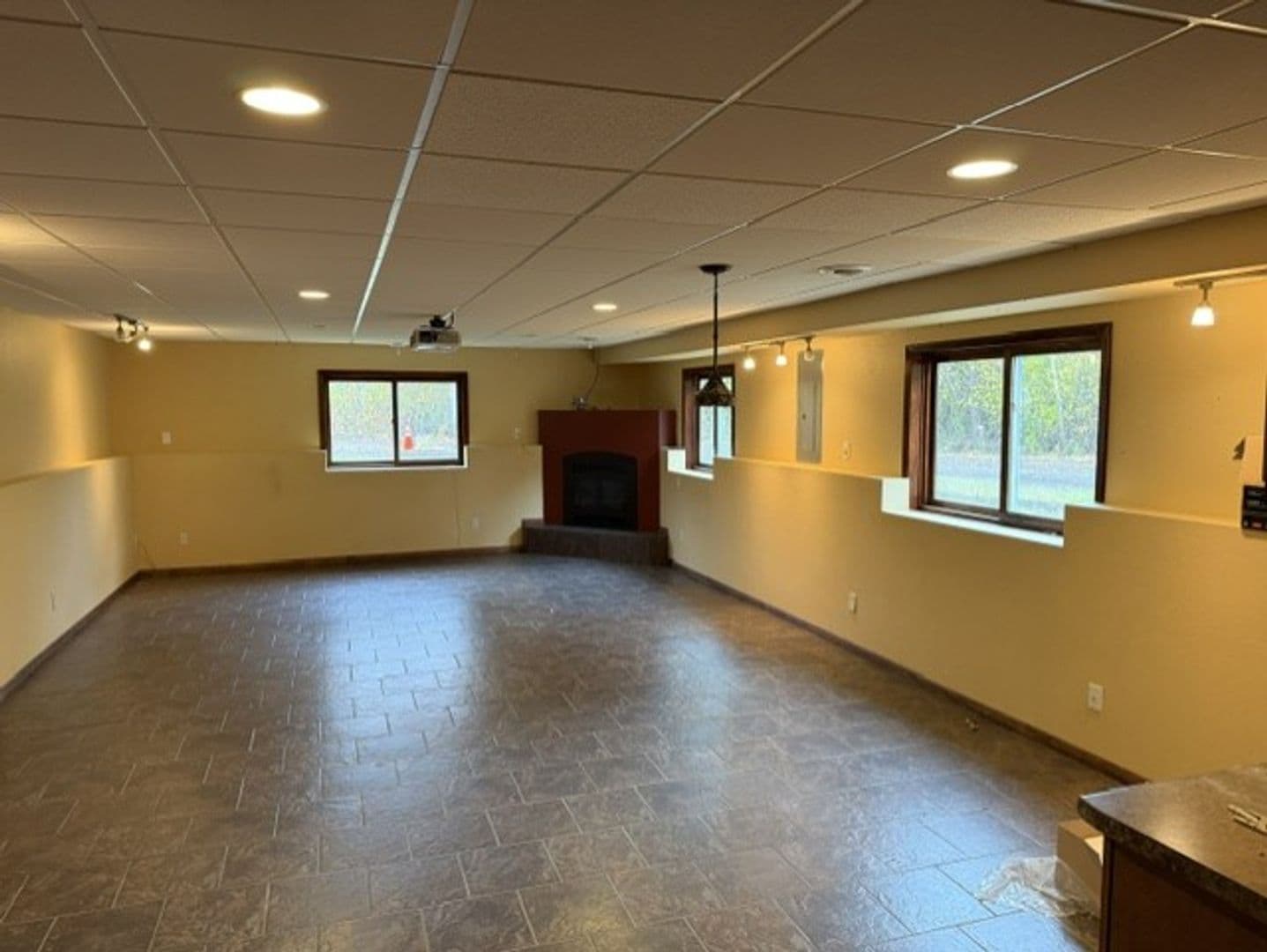 Brainerd House: 6078 Pine Beach Rd