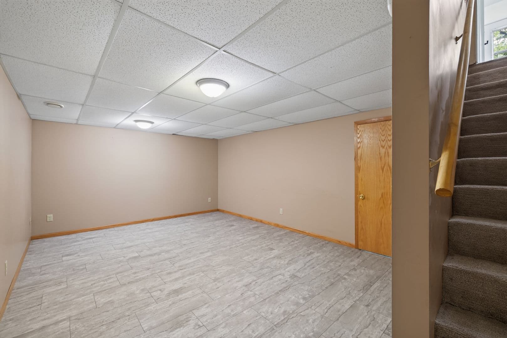 Baxter House: 13503 Meredith Dr