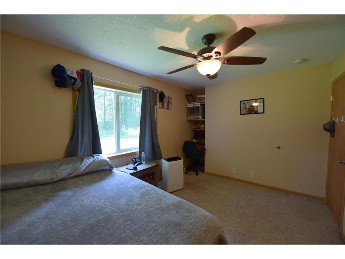 Pillager Apartment: 12858 Woodfern Lane