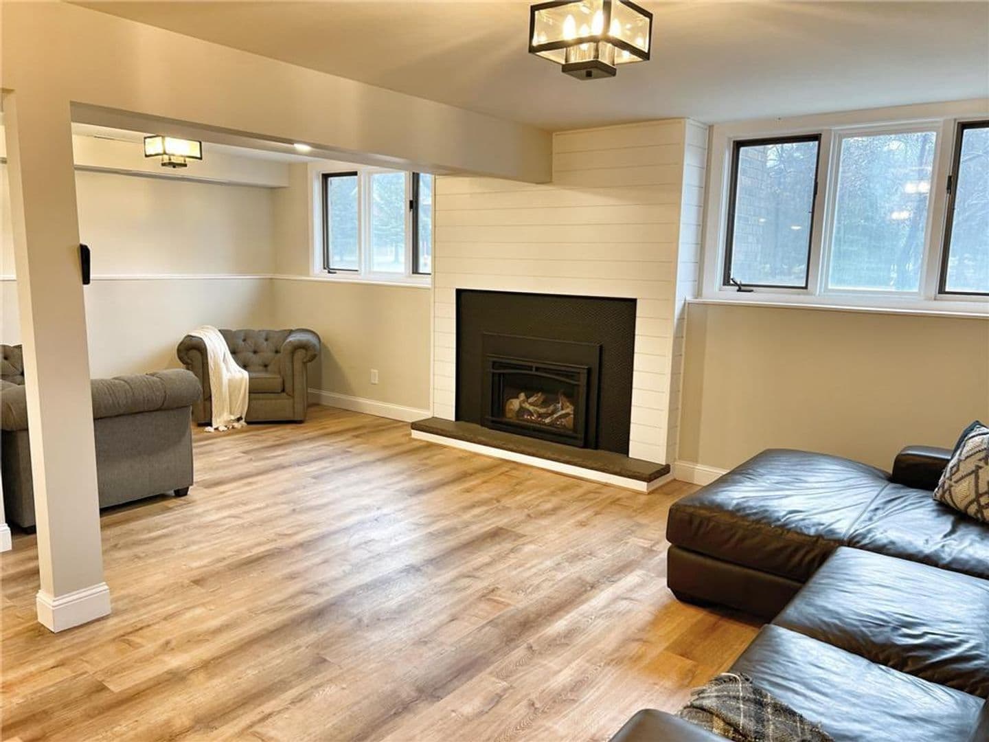 Baxter House: 6078 Donald Street