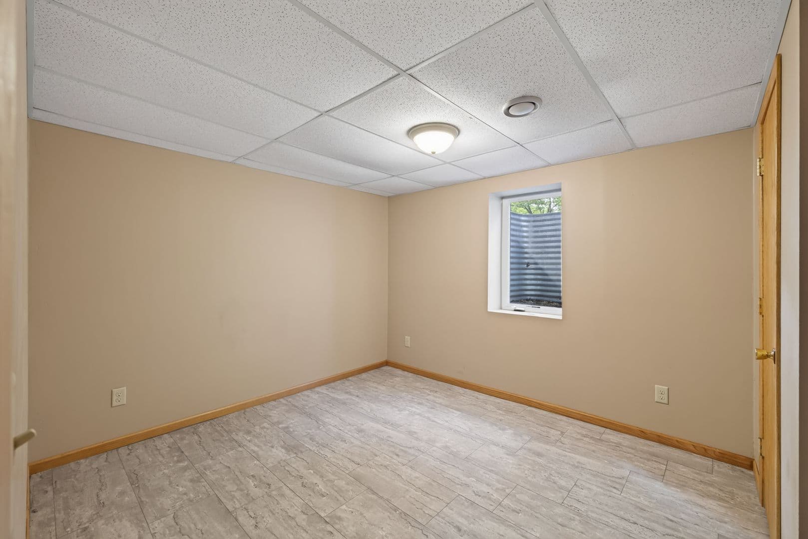 Baxter House: 13503 Meredith Dr