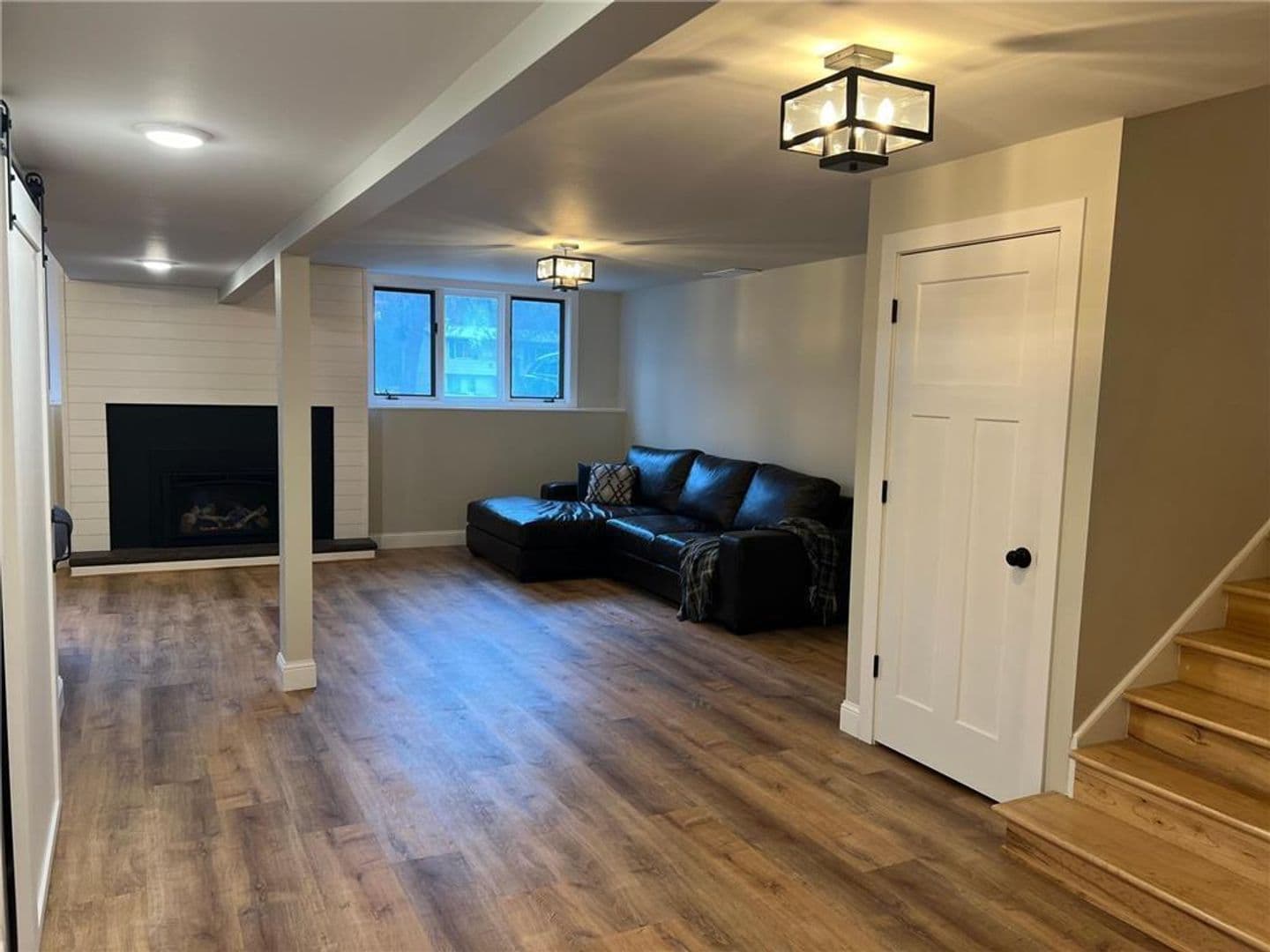 Baxter House: 6078 Donald Street