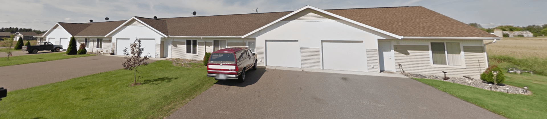 Pillager Apartment: 1036 Meadowview Lane