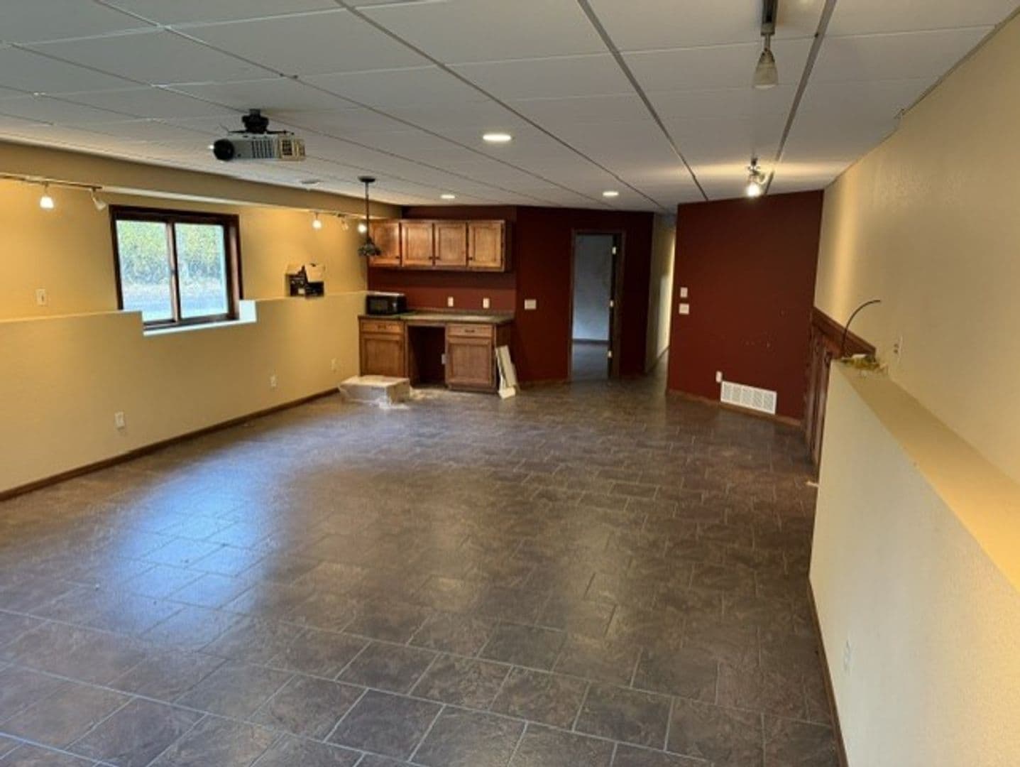 Brainerd House: 6078 Pine Beach Rd