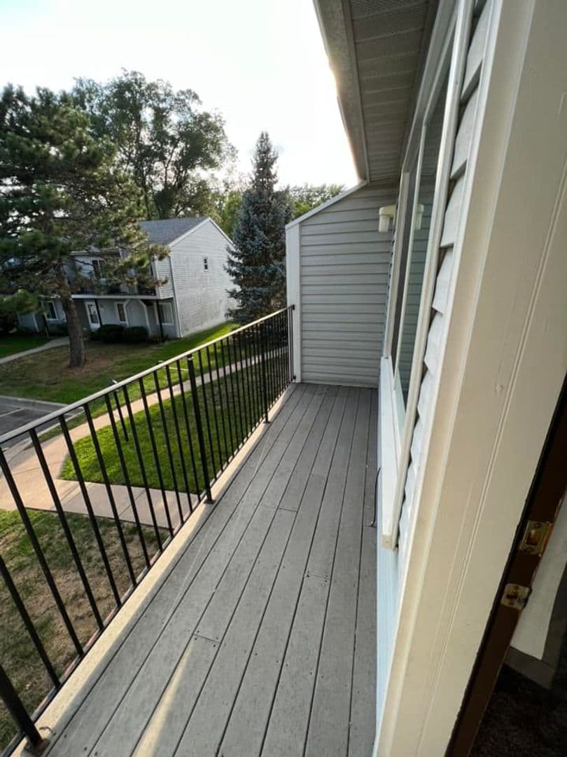 St Paul House: 1409 Farrington St