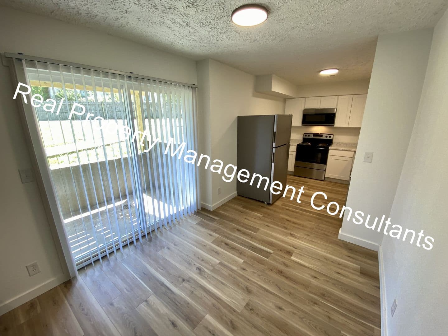 Harrisonville Apartment: 2203 Mission Rd