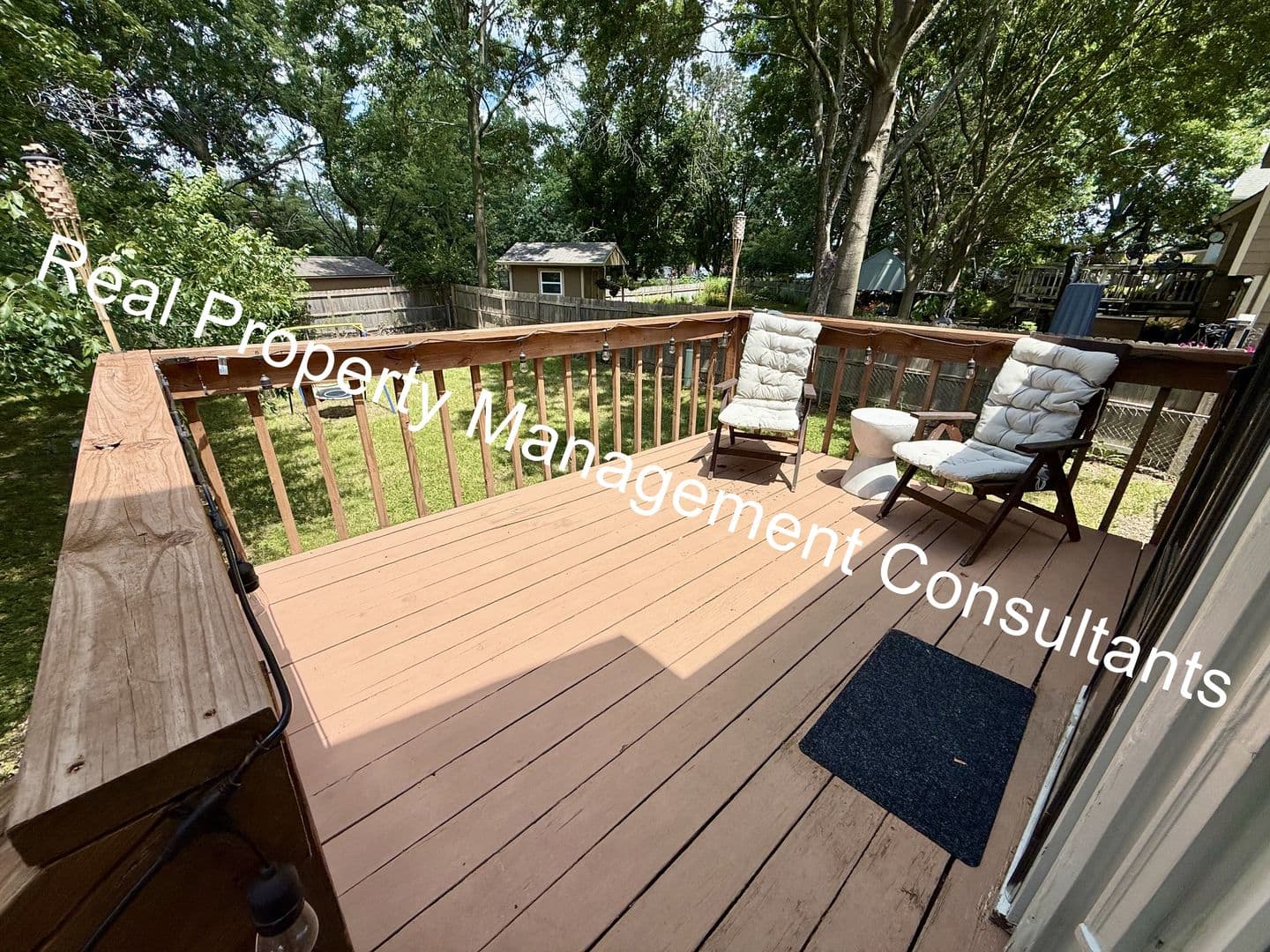 Olathe House: 1017 Kenwood Ln