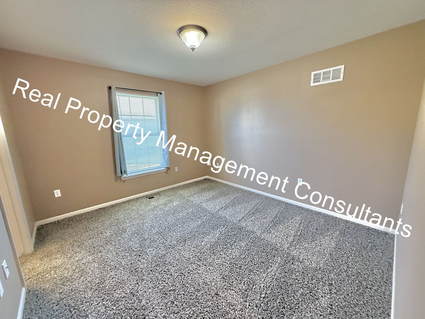 Weston House: 17948 Sunrise Dr