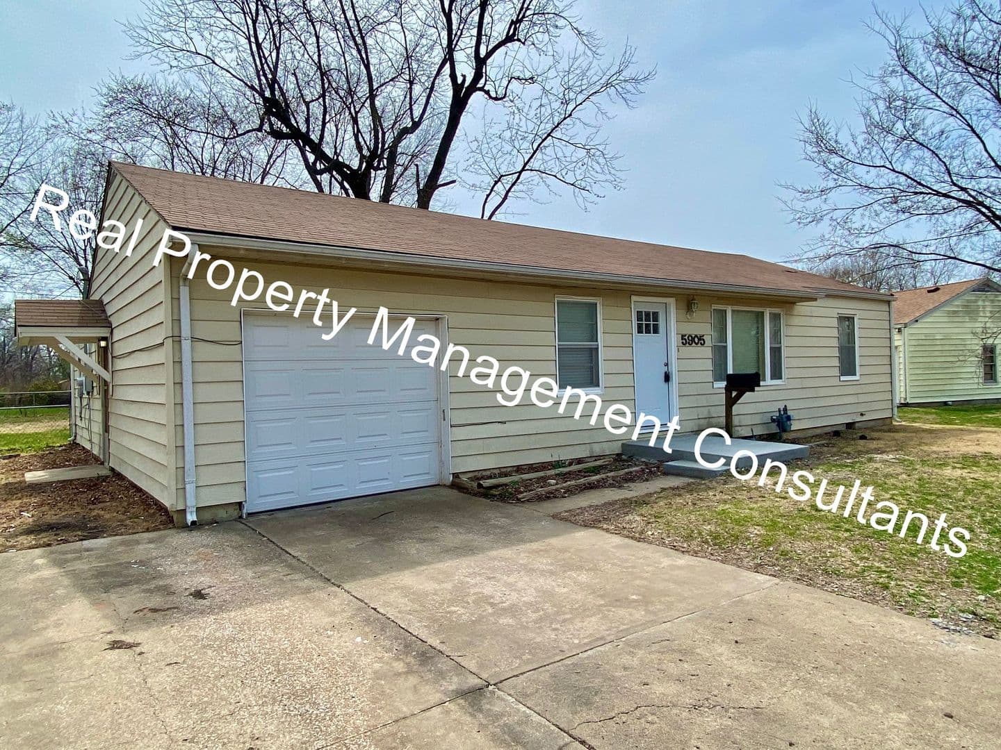 Kansas City House: 5905 E 101st St