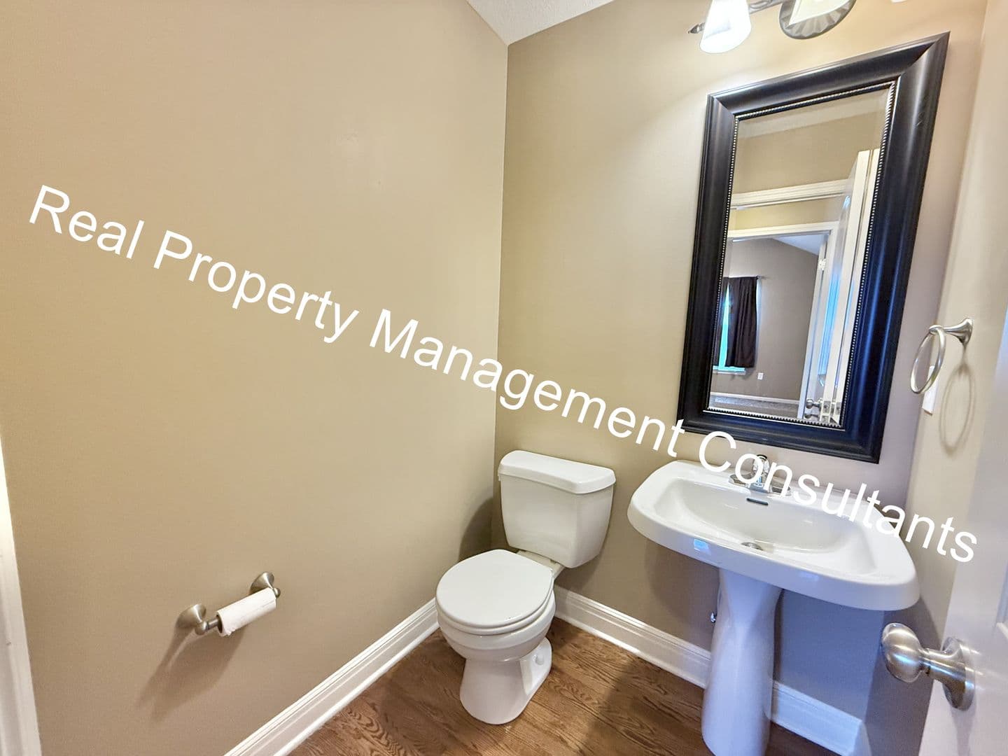 Weston House: 17948 Sunrise Dr